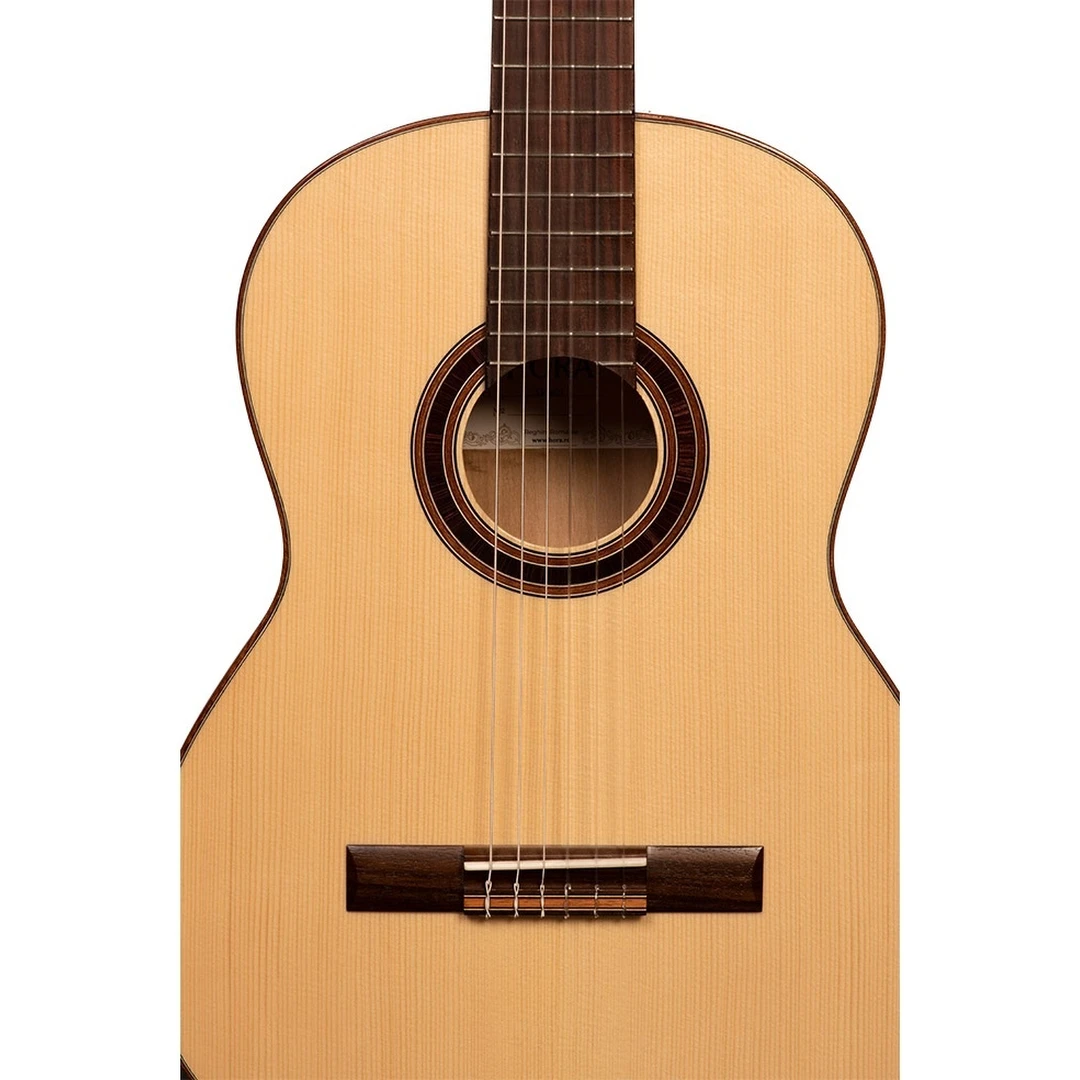 Классическая гитара Hora SM603