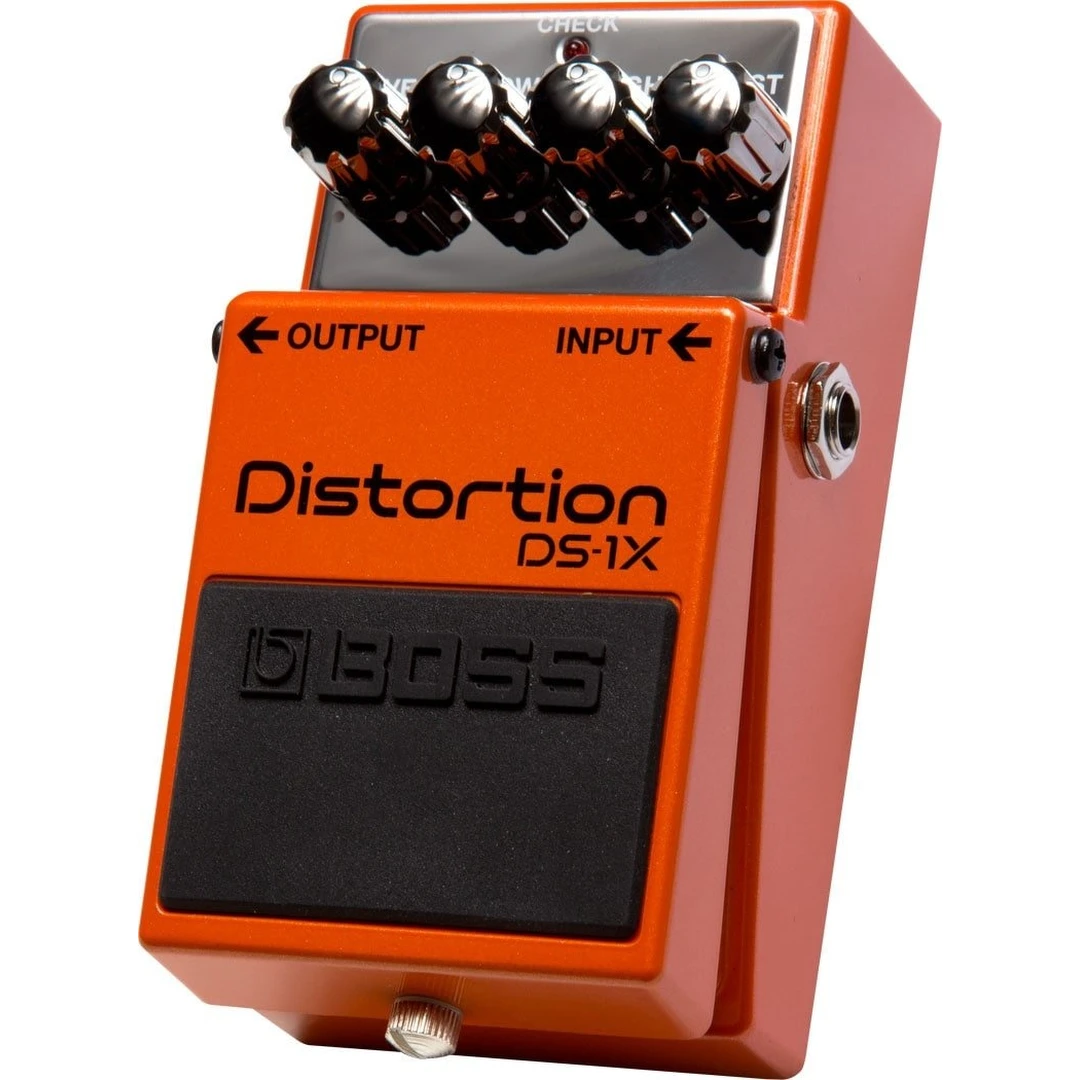 Педаль эффектов Boss DS-1X Distortion