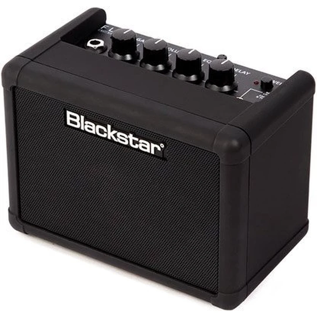 Гитарный набор Blackstar Carry On Deluxe Travel Pack White (Fly 3 BT)