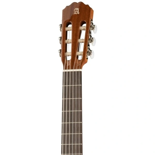 Классическая гитара Alhambra 1C HT